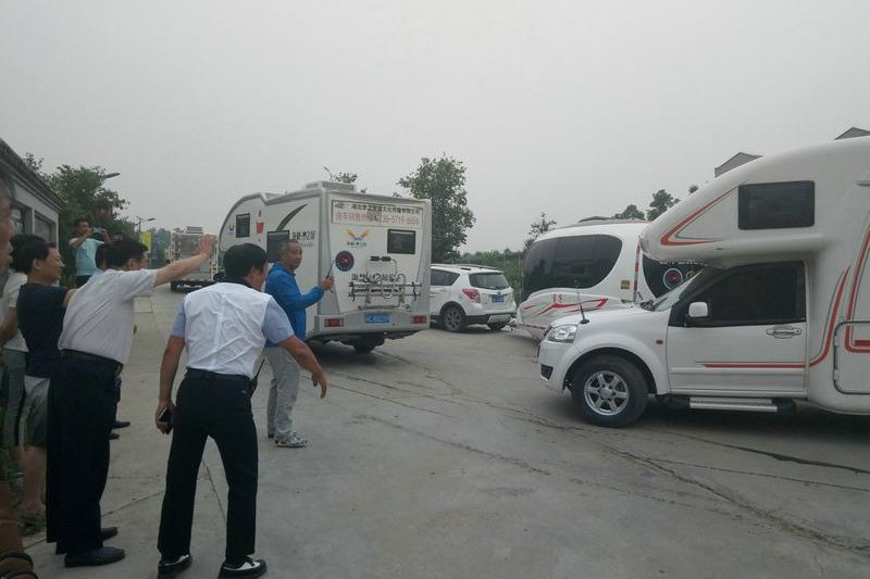 08194951f1d28daab53862.jpg